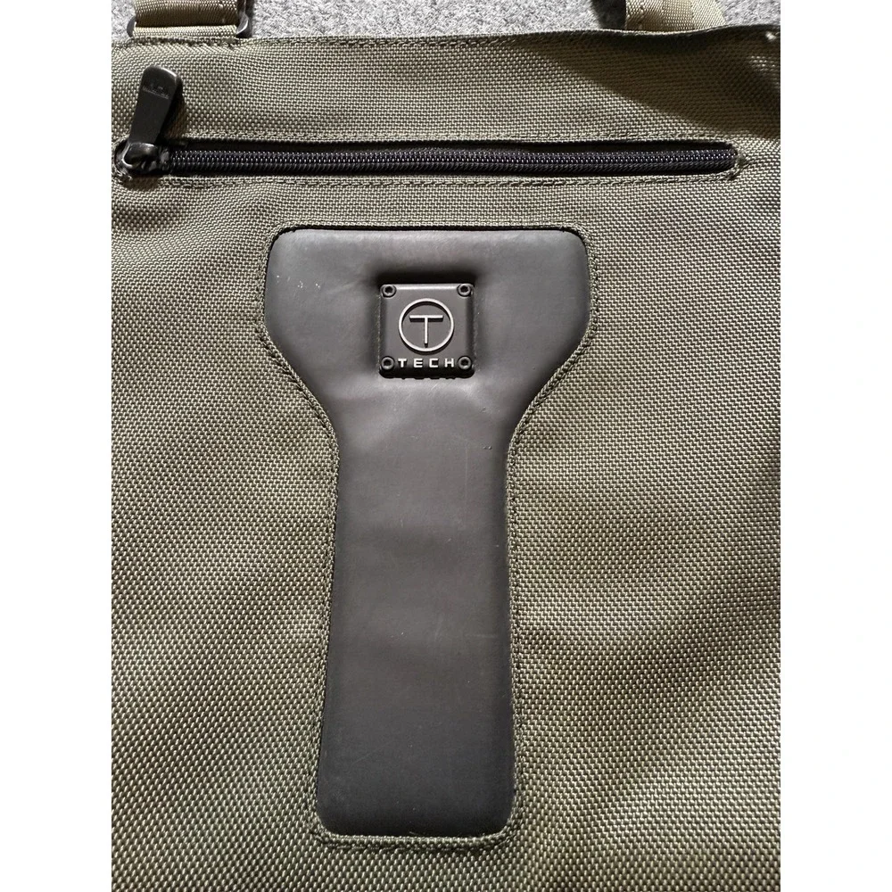 Tumi Tech Messenger Bag Cross Body Olive Green Interior‎